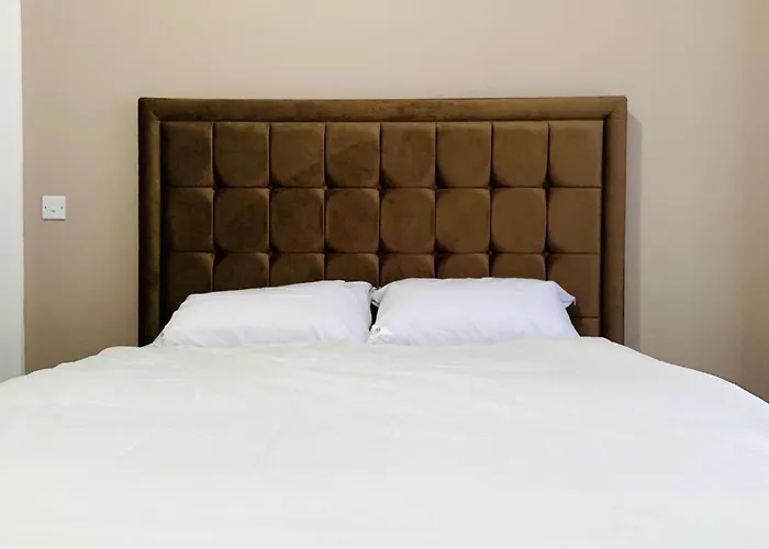 Marina Apartment Bradford (West Yorkshire)